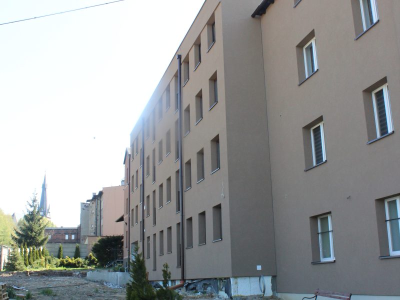 Zdjęcie z realizacji: Apartamentowiec w zabudowie plombowej z zabezpieczeniem sąsiedztwa