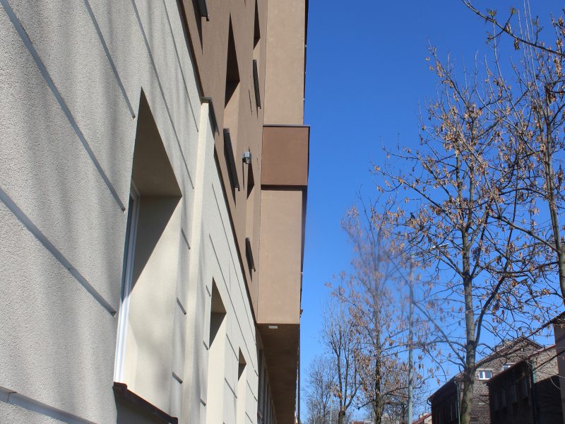 Zdjęcie z realizacji: Apartamentowiec w zabudowie plombowej z zabezpieczeniem sąsiedztwa